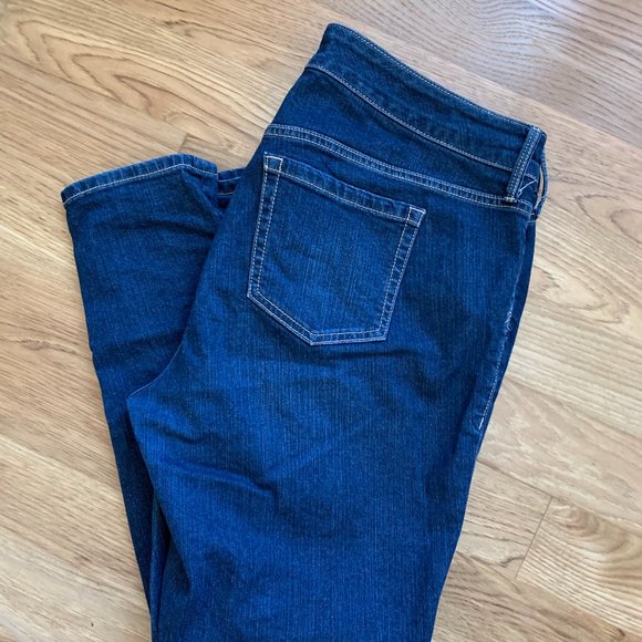 Torrid First At Fit Classic Straight Denim Jeans - Size 12R - Picture 2 of 2